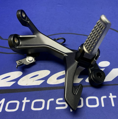 Kawasaki Right Passenger Footrest Ninja 500 2024-2026 OEM 35063-1410