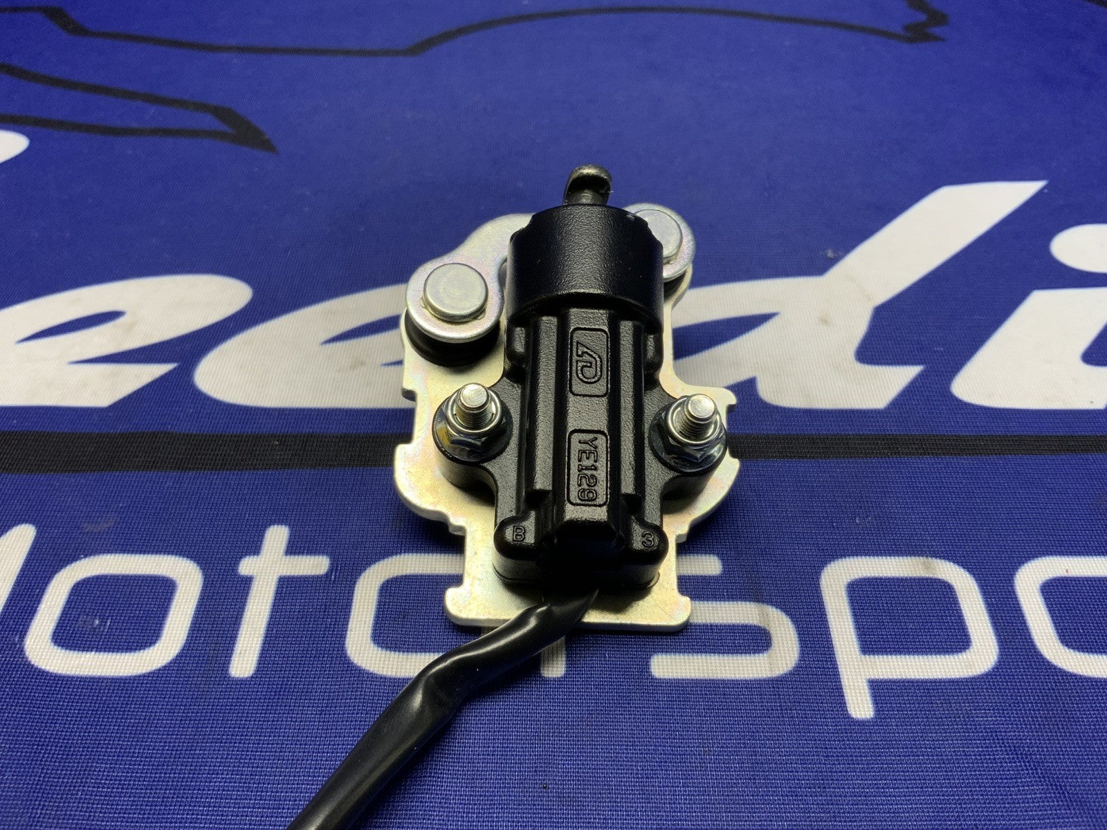 Yamaha Side Stand Switch YZF-R6/R6 CA 2017-2020 OEM BN6-82566-01-00-2