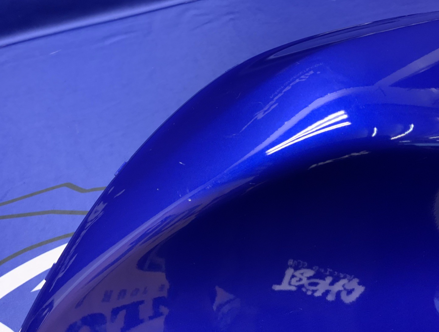 Yamaha Right Tank Fairing (Blue) YZF-R7 2022-2025 OEM BEB-24139-00-P0