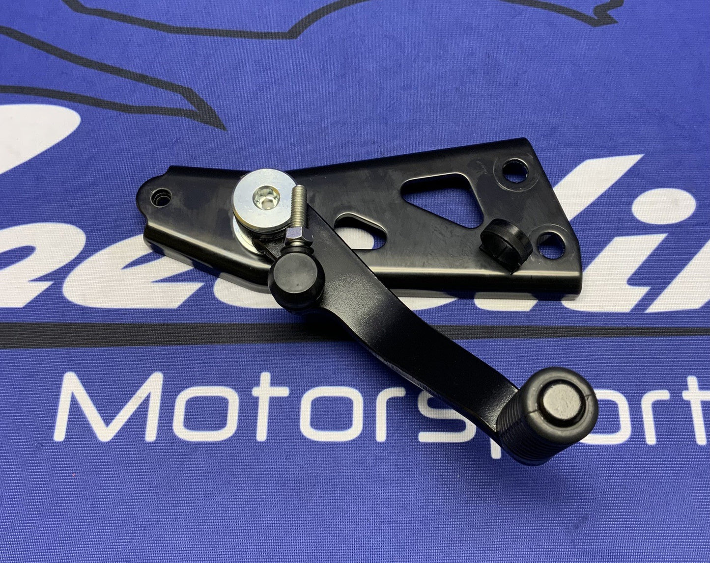 Suzuki Shift Lever Assembly W/Bracket GSX-8R/S 2023-2026 OEM 25600-25L00-1