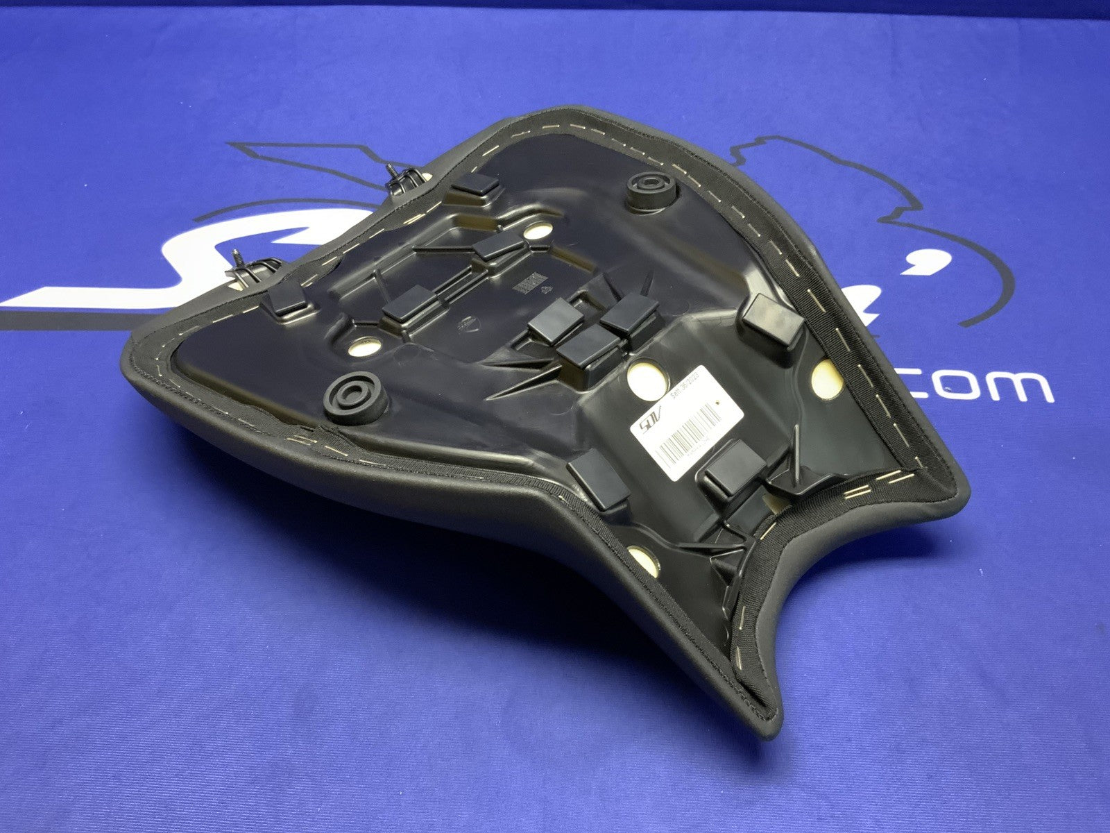 Ducati Rider Seat (Black) Panigale V2 Standard 2020-2024 OEM 595P6412AE