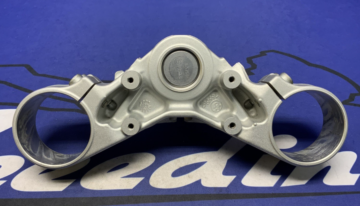 BMW Bottom Fork Mounting Bridge Triple Clamp R1200GS 2004-2013 OEM 31427664956