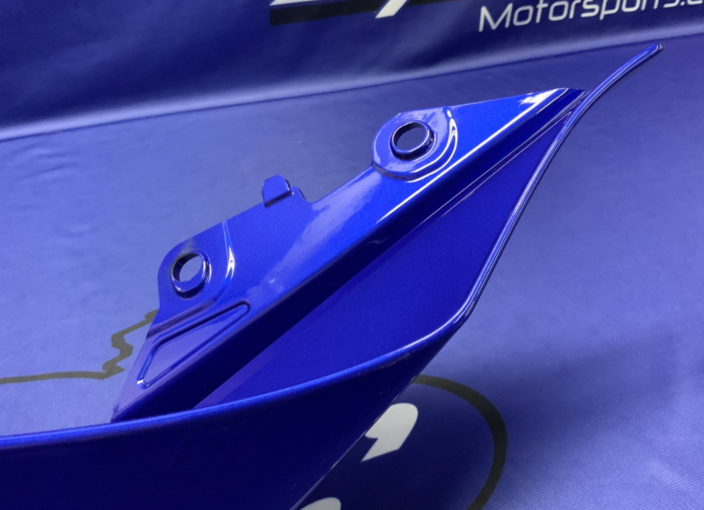 Yamaha Right Tail Fairing (Blue) YZF-R7 2022-2025 OEM BEB-21721-00-P0