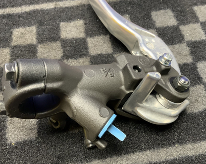 Yamaha Front Brake Master Cylinder Assembly YZF-R6 2017-2024 OEM 2CR-2580A-00-00