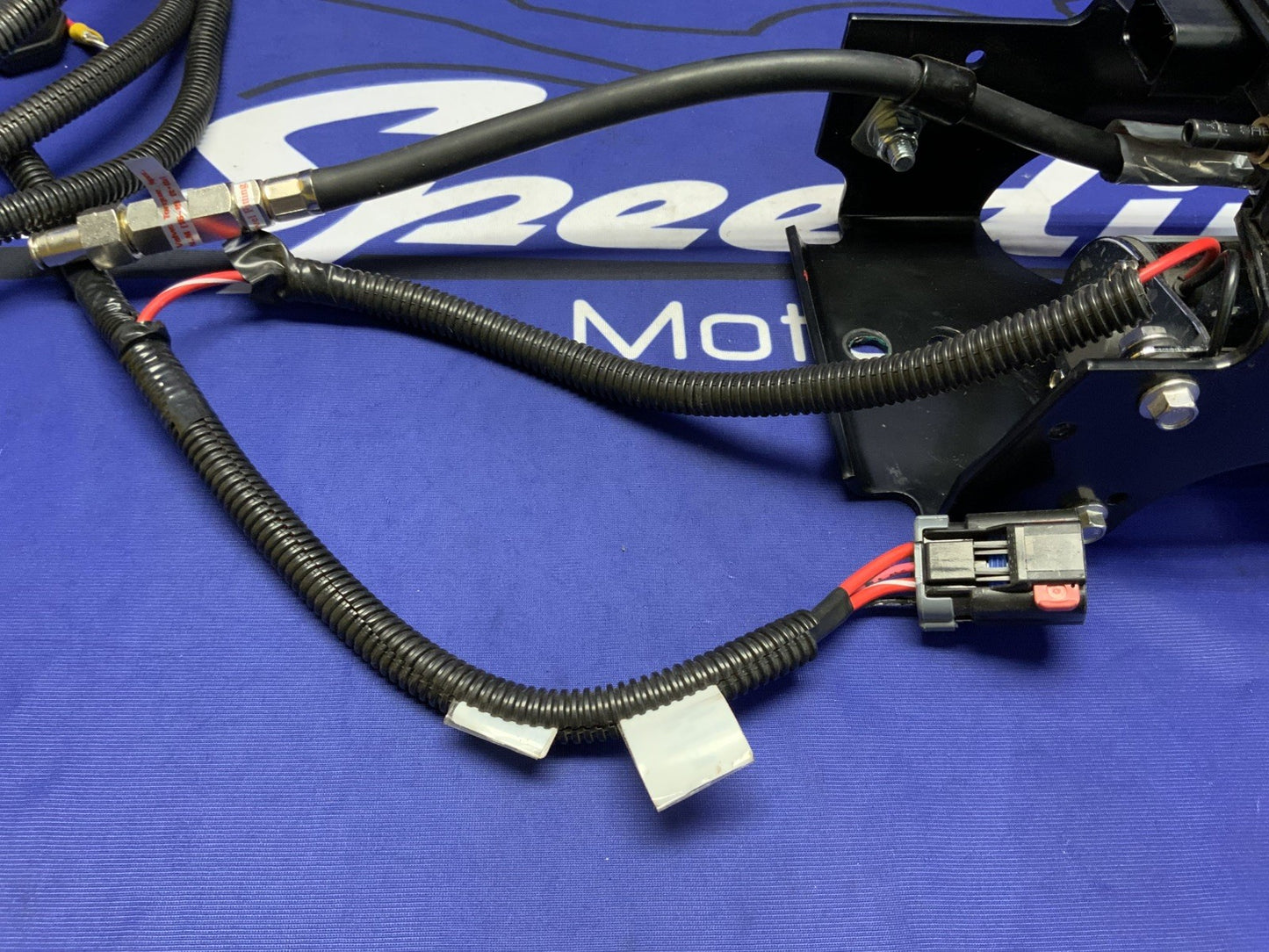 Air Lift Air Compresor W/Wireless One Manifold 2025 Ford F-350 Universal 72718-W