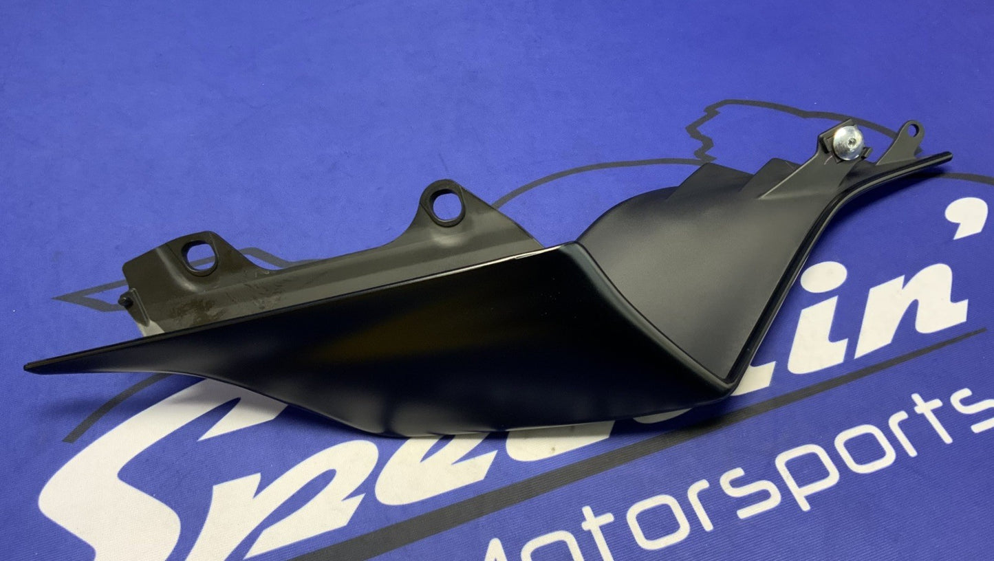 Yamaha Right Tail Fairing YZF-R6 2017-2026 OEM BN6-21721-00-P1-3