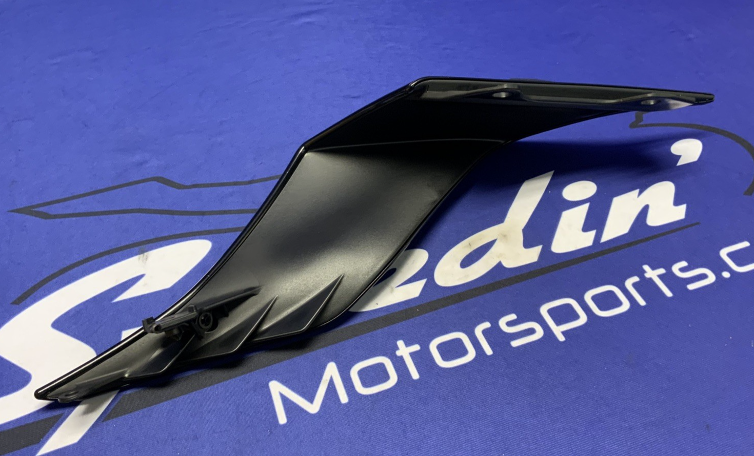 Yamaha Right Tail Fairing YZF-R6 2017-2026 OEM BN6-21721-00-P1