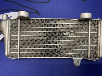 KTM Right Radiator 250/450 SX-F 2007-2010 OEM 77335008000