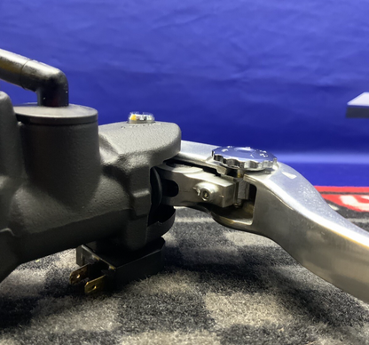 Yamaha Front Brake Master Cylinder Assembly YZF-R6 2017-2024 OEM 2CR-2580A-00-00
