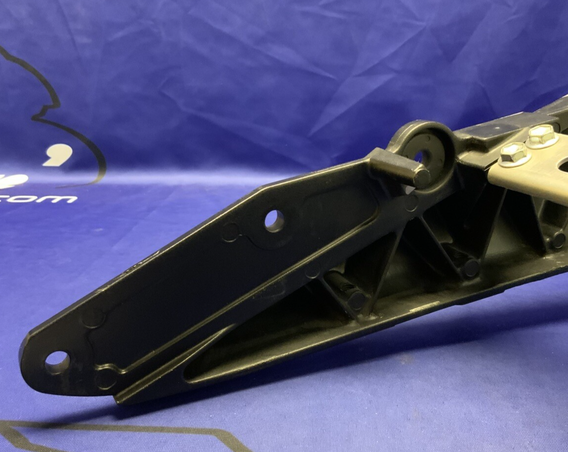 Suzuki Rear Subframe Assy GSXR 600 2006-2007 OEM 41211-01H00-YAP