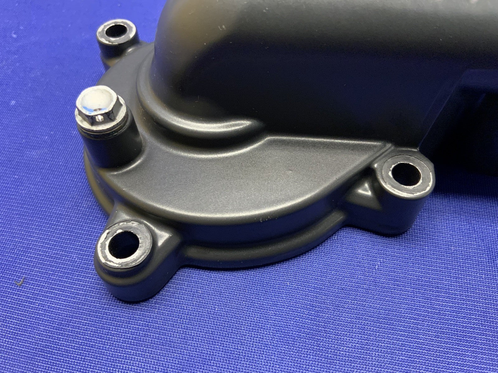 KTM Water Pump Outlet Cover 790 Duke 18-21, 890 Duke/R 20-23 OEM 6353505200041