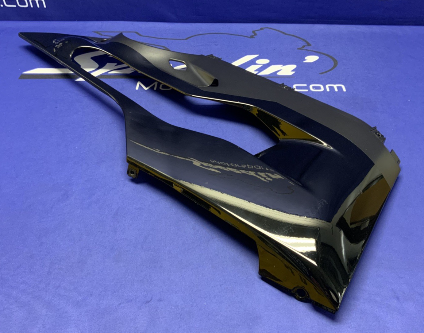 Ducati Right Lower Fairing (Thrilling Black) Panigale V2 20-25 OEM 48013772AS