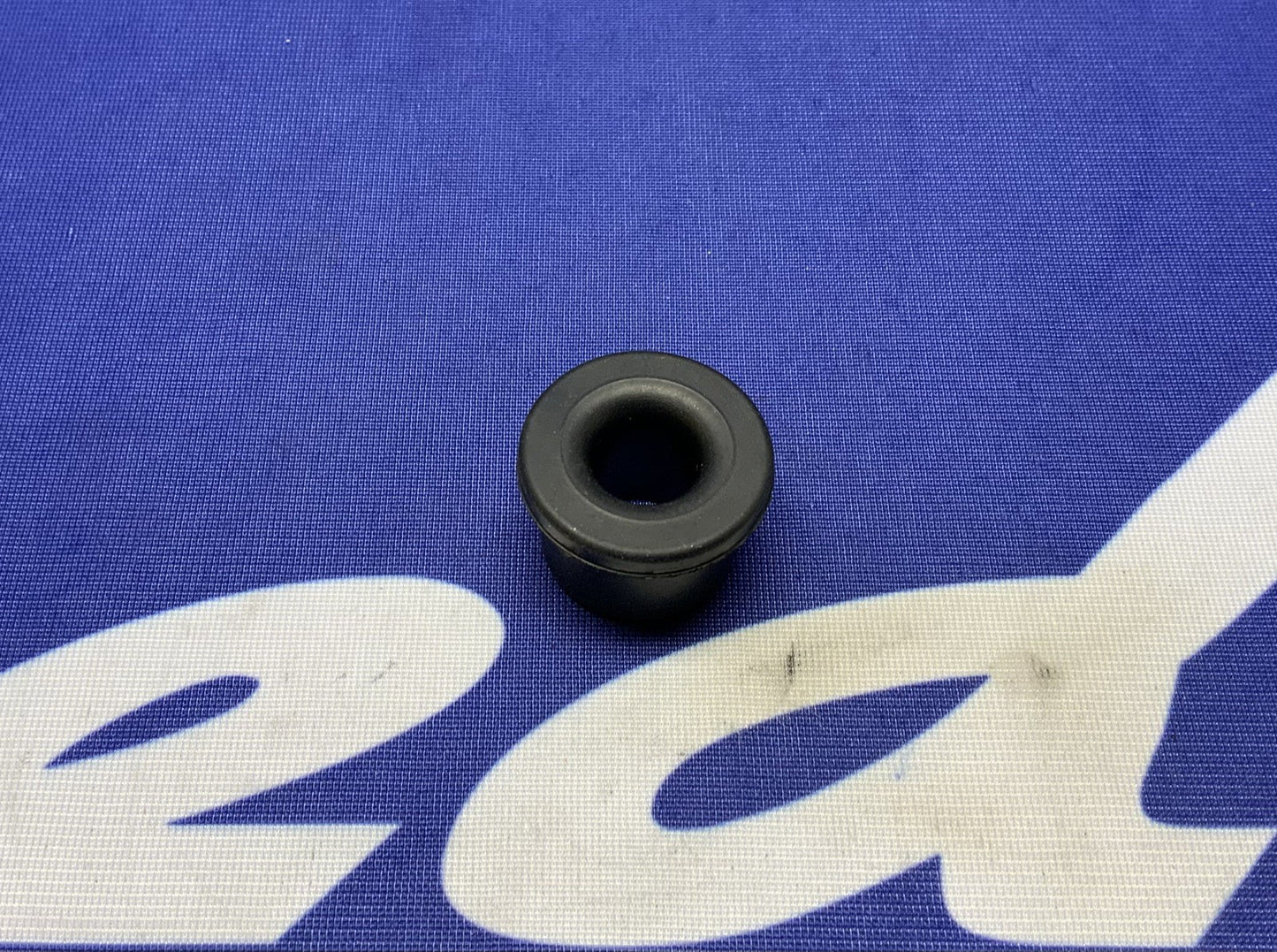 Yamaha Fuel Tank Mounting Damper YZF-R6 2006-2026 OEM 5VY-24181-00-00