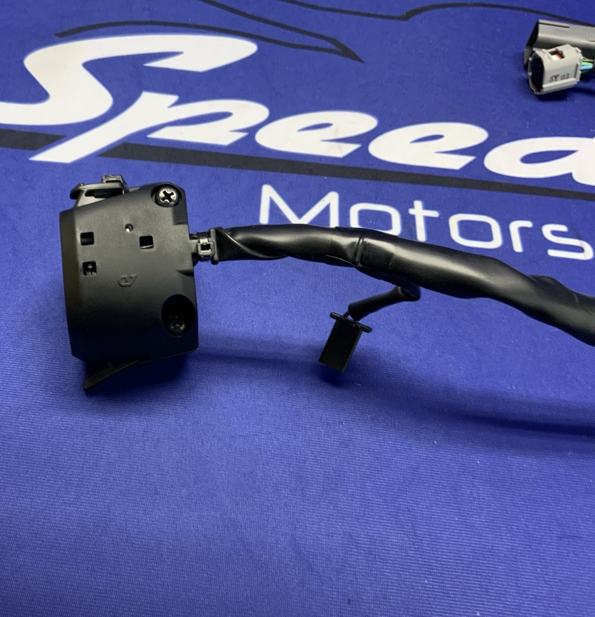 Suzuki Left Switch Assembly GSX-8R 2024-2026 OEM 37400-25L00-1