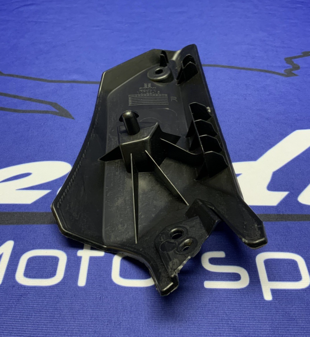 ZXMT Right Seat Under Cover YZF-R7 2022-2025 Y0722-15