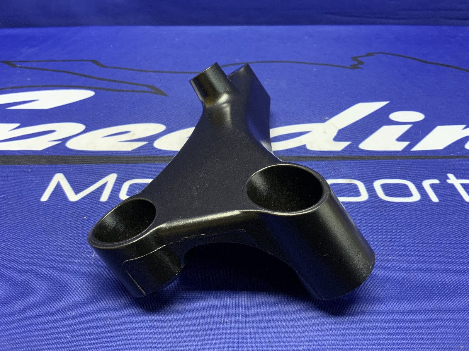 Kawasaki Engine Bracket Left Front Concours 14 ABS 2012-2022 OEM 32190-0424