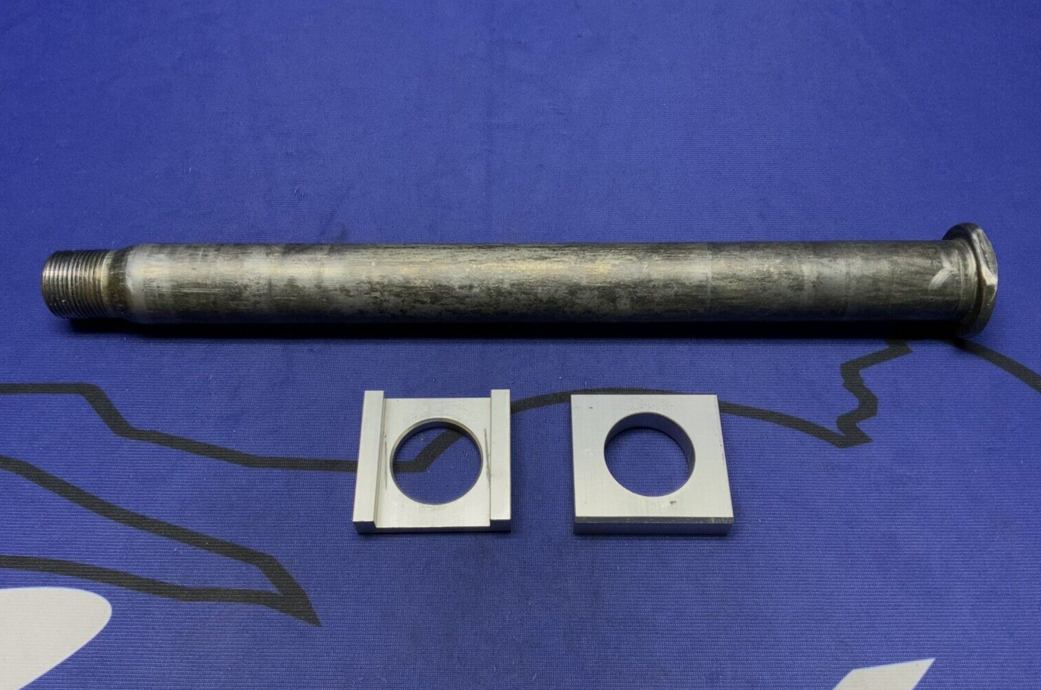 Yamaha Rear Axle W/ Chain Adjuster Set YZF-R6 2017-24 OEM 4XV-25381-10-00