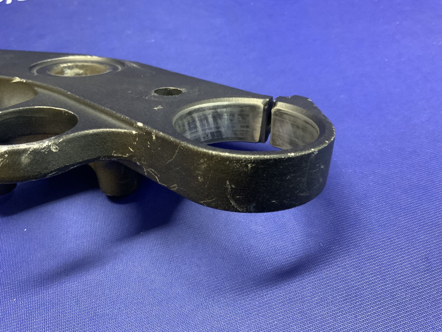 Yamaha Top Triple Tree Clamp YZF-R6 2008-2010 OEM 13S-23435-10-00