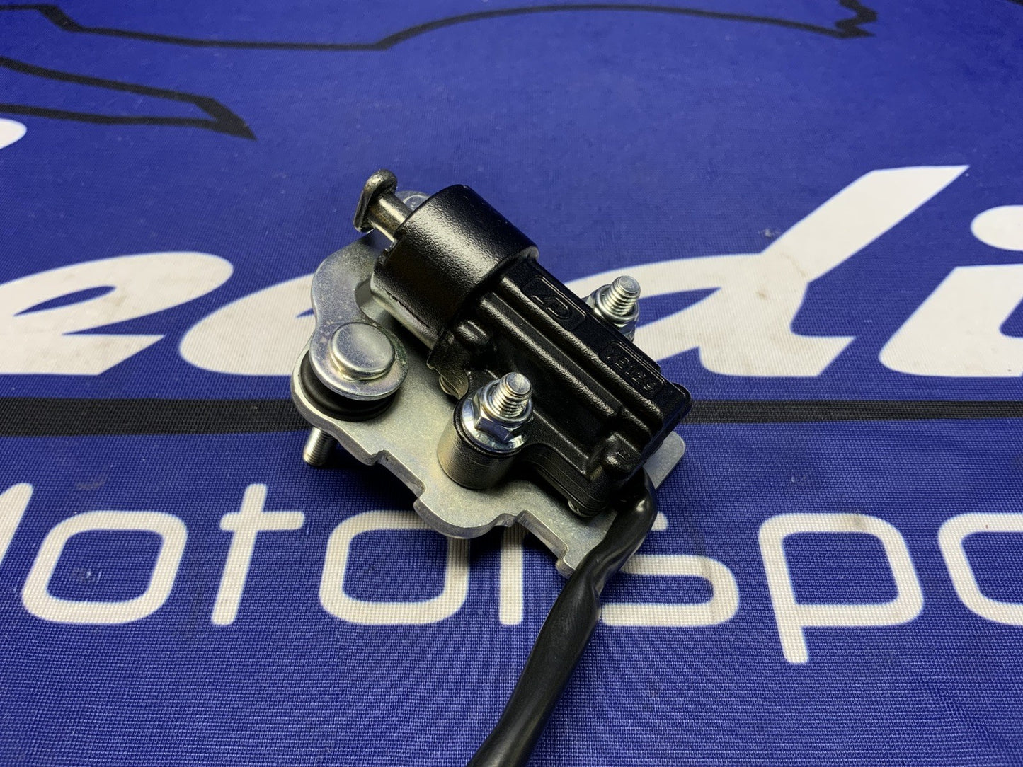 Yamaha Side Stand Switch YZF-R6/R6 CA 2017-2020 OEM BN6-82566-01-00-2