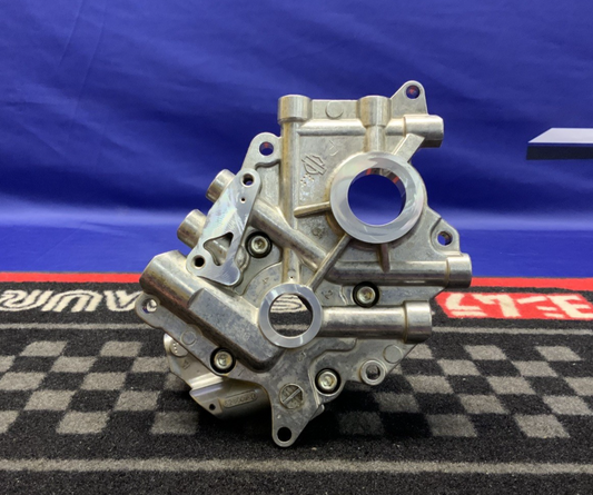 H-D Cam Shaft Support Plate W/ Oil Pump Assy Ultra Limited 2018-24 OEM 25400133