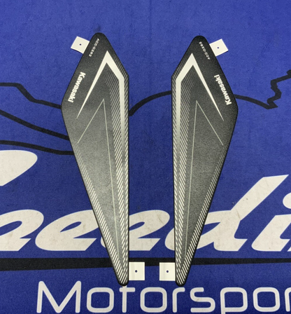 Kawasaki Knee Pad Set Ninja 400 2018-2023 OEM 99994-1129