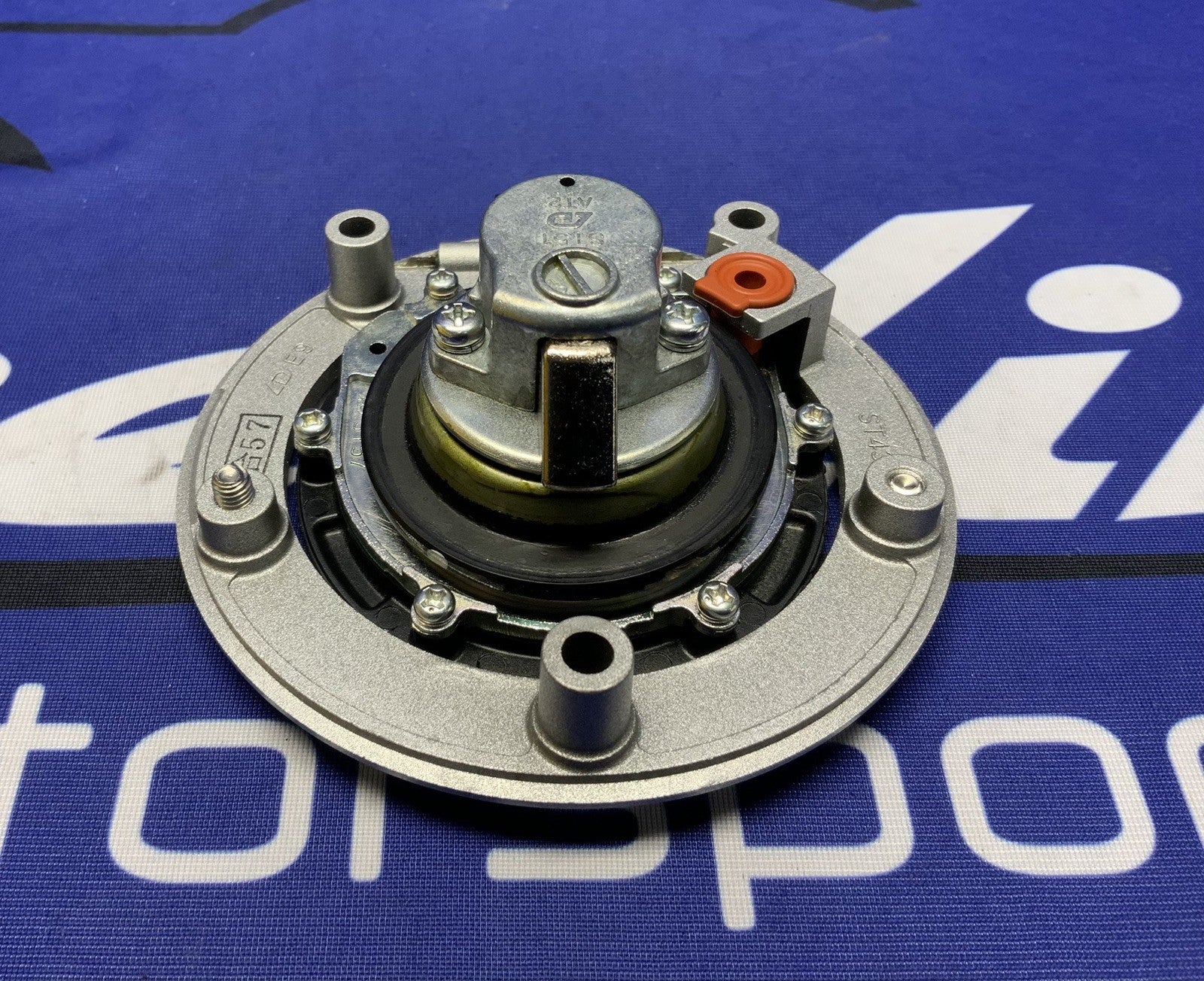 Suzuki Lock Set GSX-8R/S 2023-2026 OEM 37101-258D0
