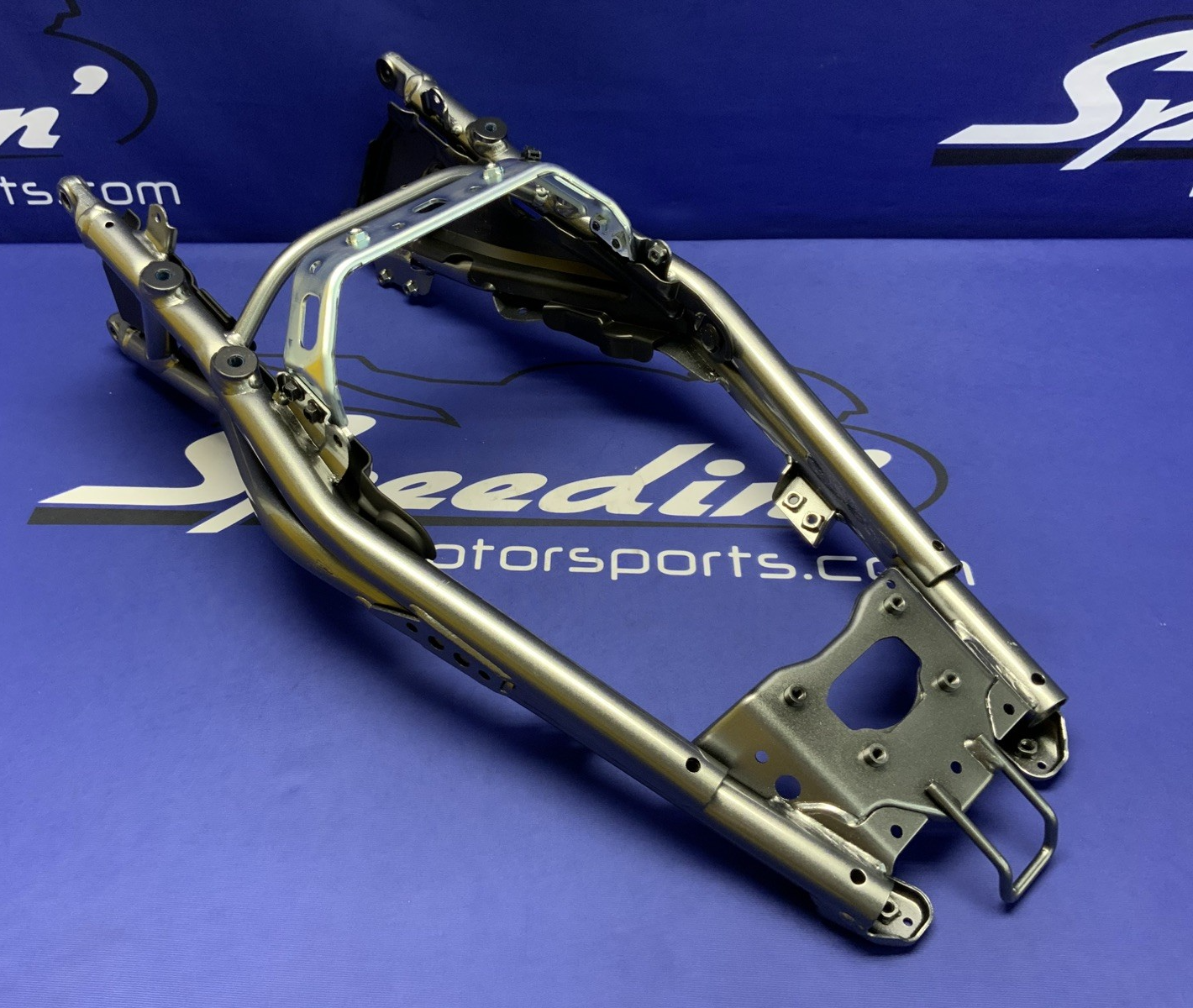 Suzuki Subframe Gray GSX-8R 2023-2026 OEM 41200-25L00-QEB