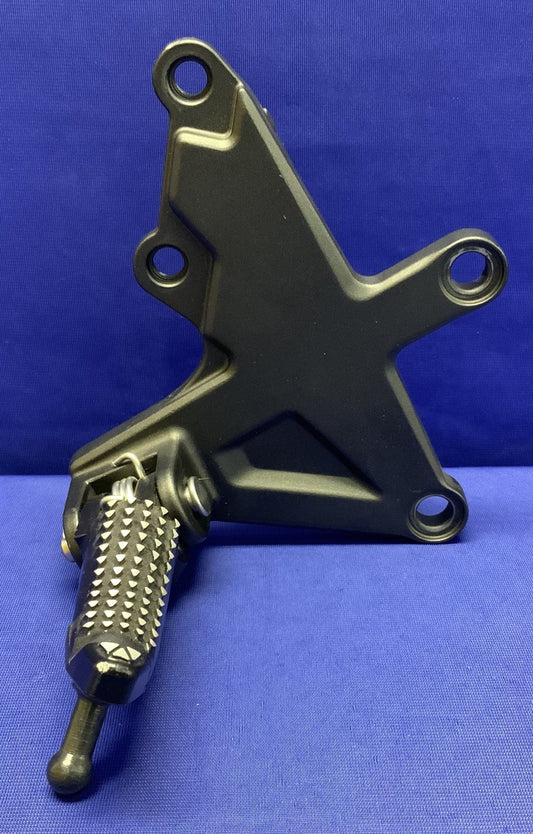 Kawasaki Right Rear Set ZX-10R 2011-2020 OEM 35063-0698-18R