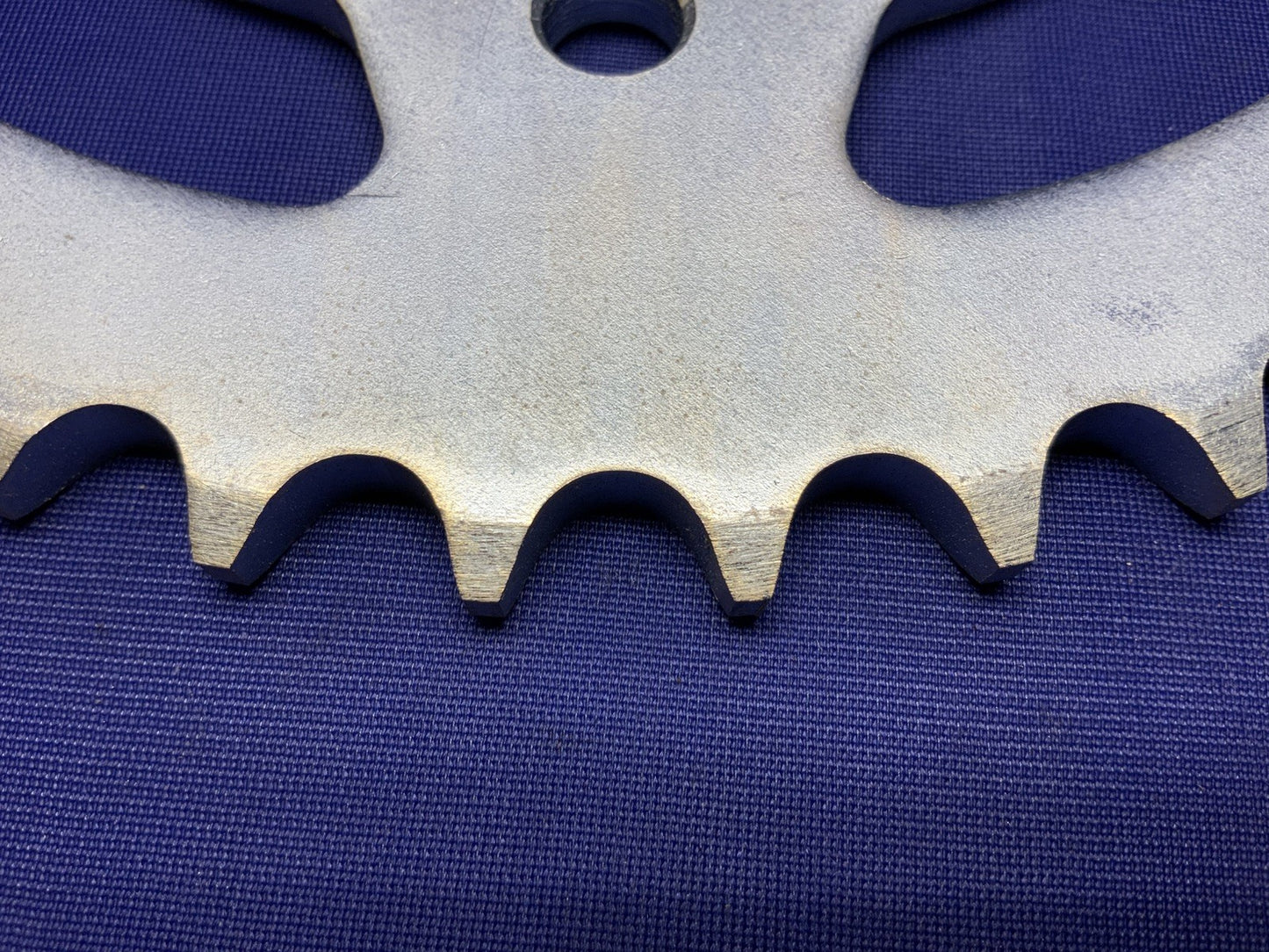 Sunstar Rear Steel Sprocket Suzuki GSX-R 600/750 1997-2000 525 44T 2-452344