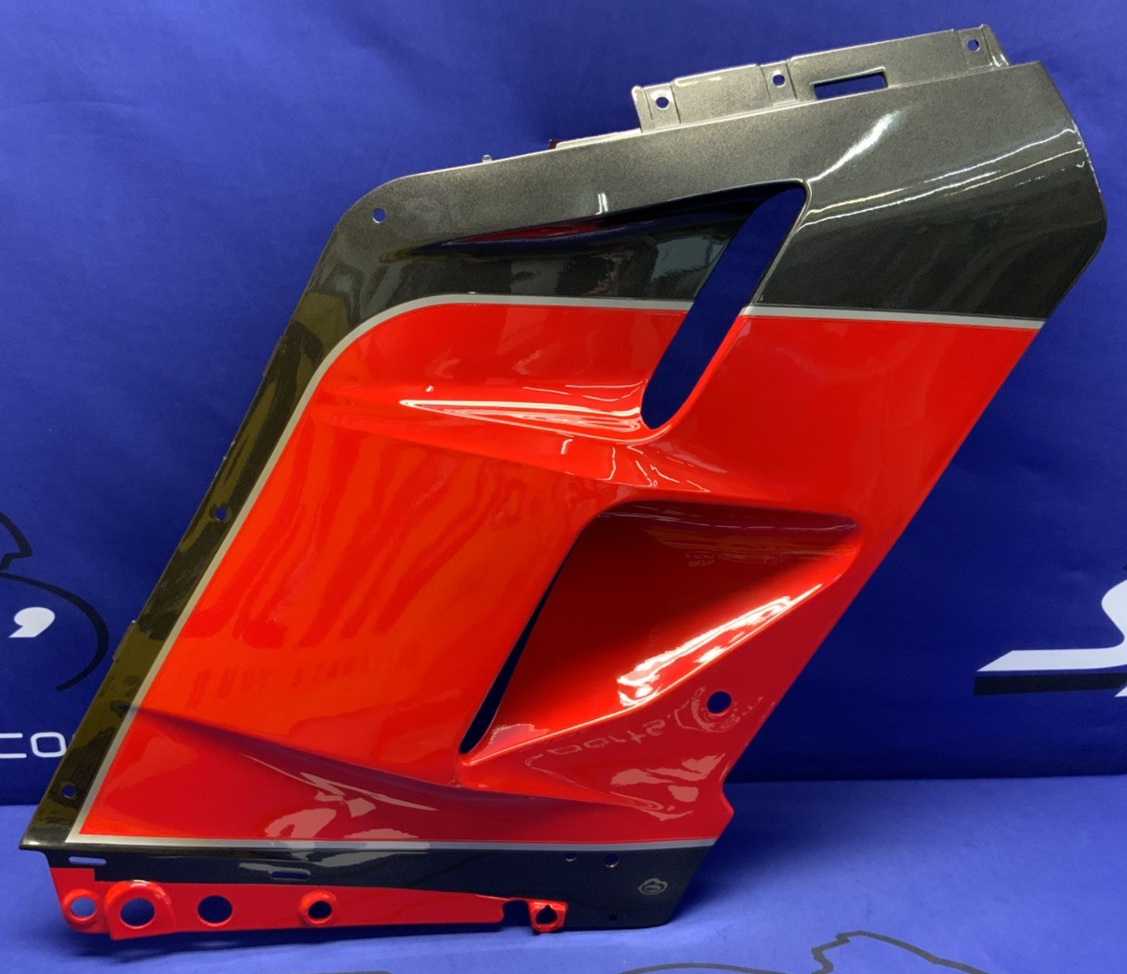 Kawasaki Right Side Fairing (Firecracker Red) ZX1000 1986-1987 OEM 55027-5017-T3