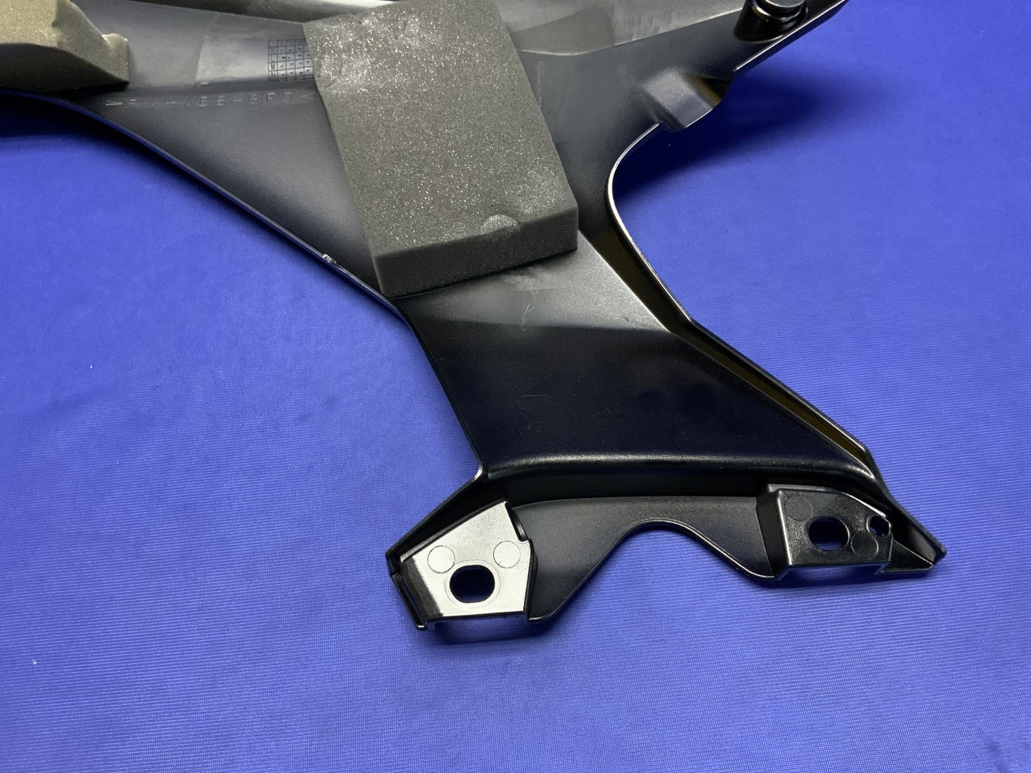 Yamaha Right Upper Fairing (Raven Black) YZF-R6 2023-2026 OEM BN6-2117W-00-P1-2