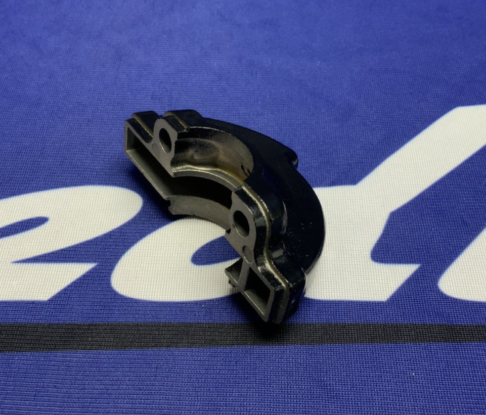 Yamaha Throttle Grip Cover Cap YZ125 1985-1995 OEM 431-26282-02-00