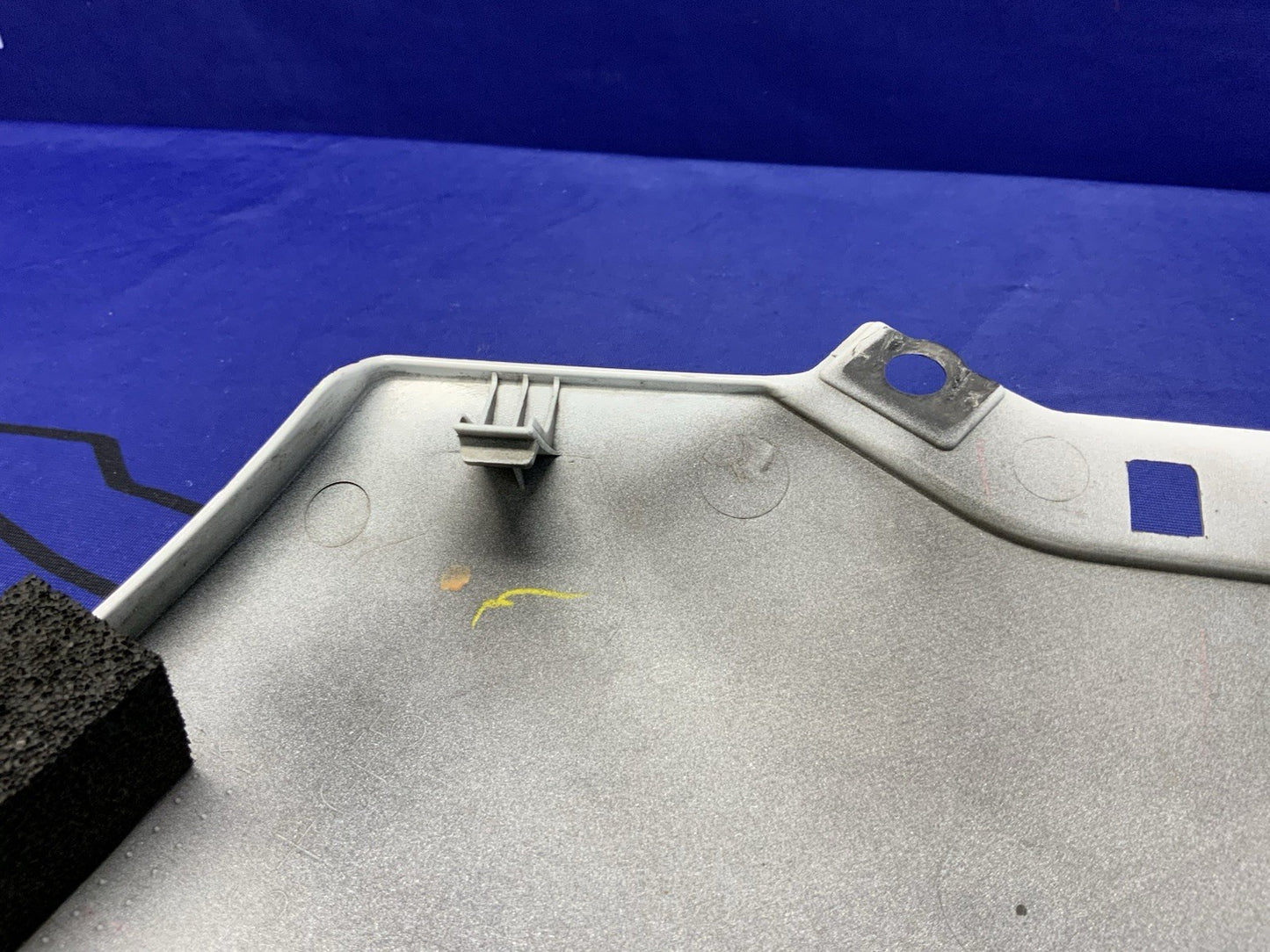 Yamaha Left Lower Fairing (White) YZF-R1 2009-2013 OEM 14B-28385-00