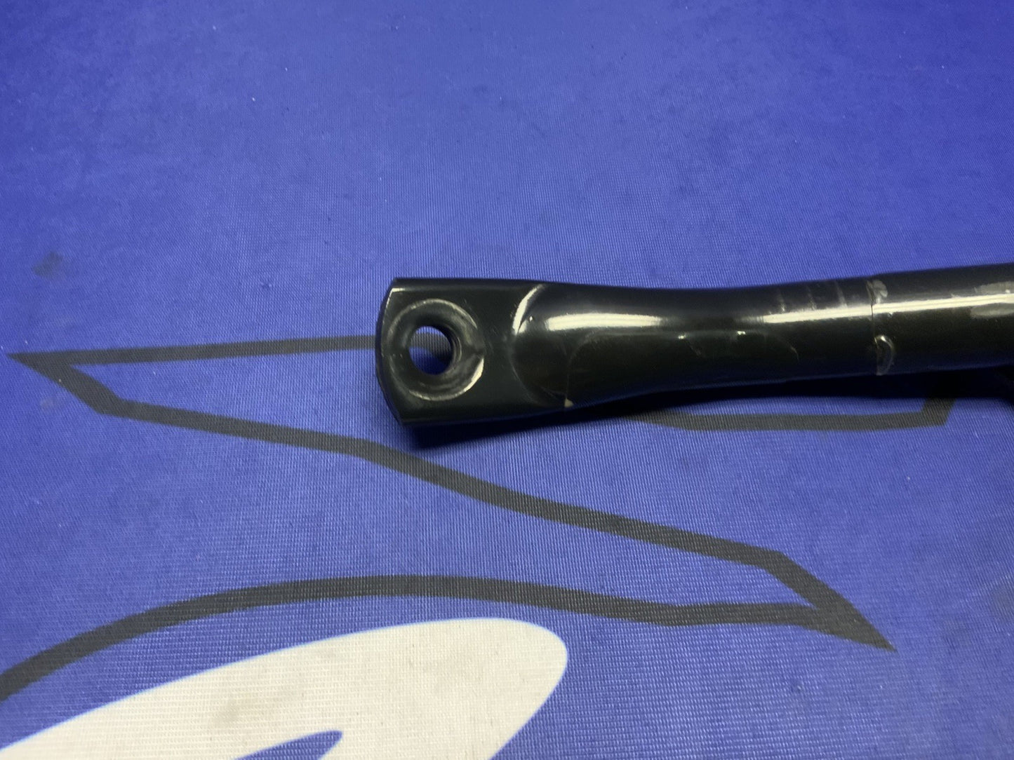 BMW Frame Rod Engine Support Set R1200 GS 2004-2013 OEM 46517707361, 46517705846