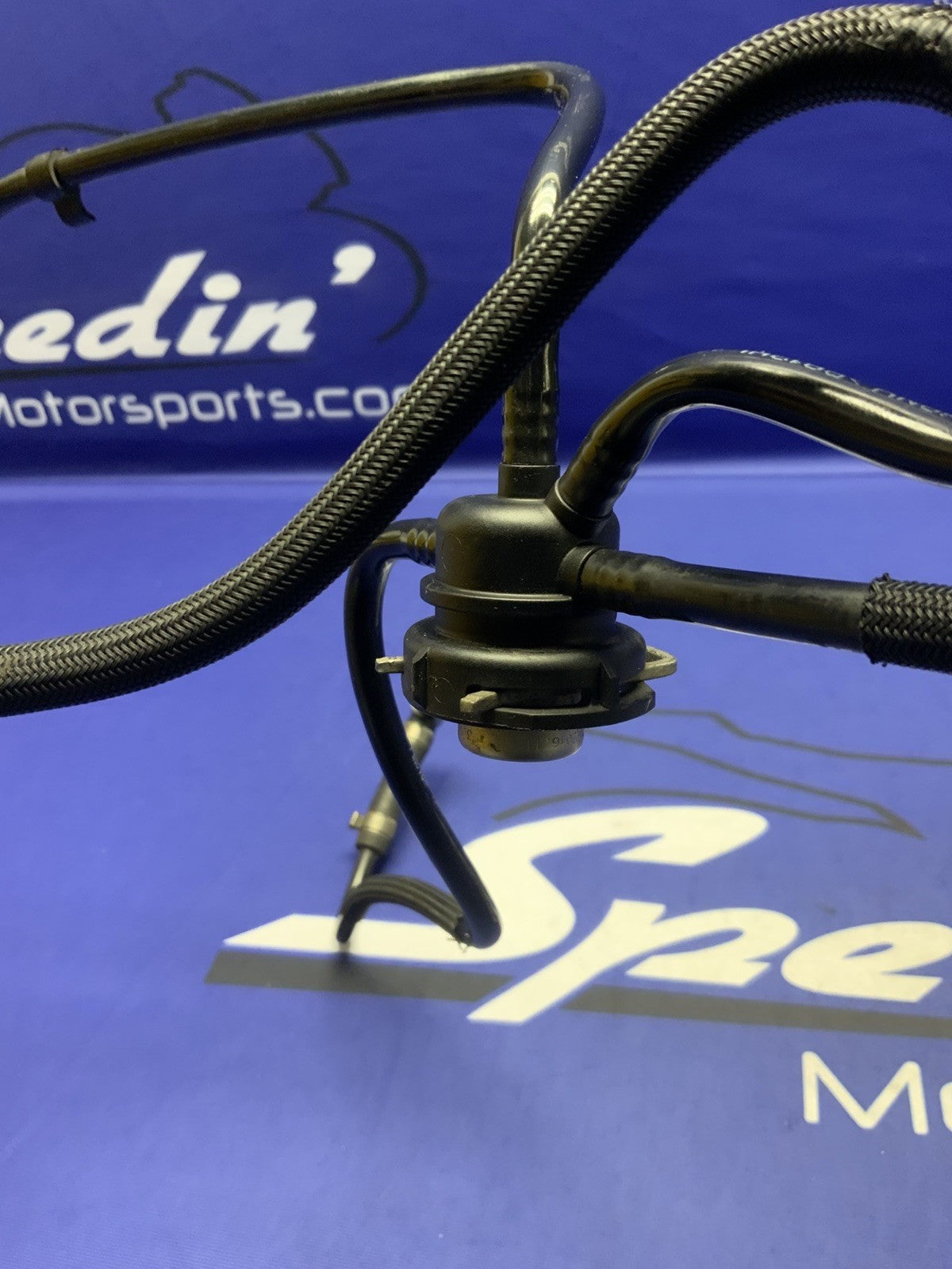 BMW Fuel Distributor Line Assembly R1200GS 2004-2007 OEM 13537696034