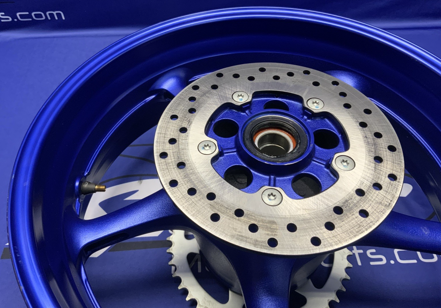 Yamaha Rear Wheel Assembly (Blue) YZF-R6 2008-2016 OEM 5SL-25338-00-P3