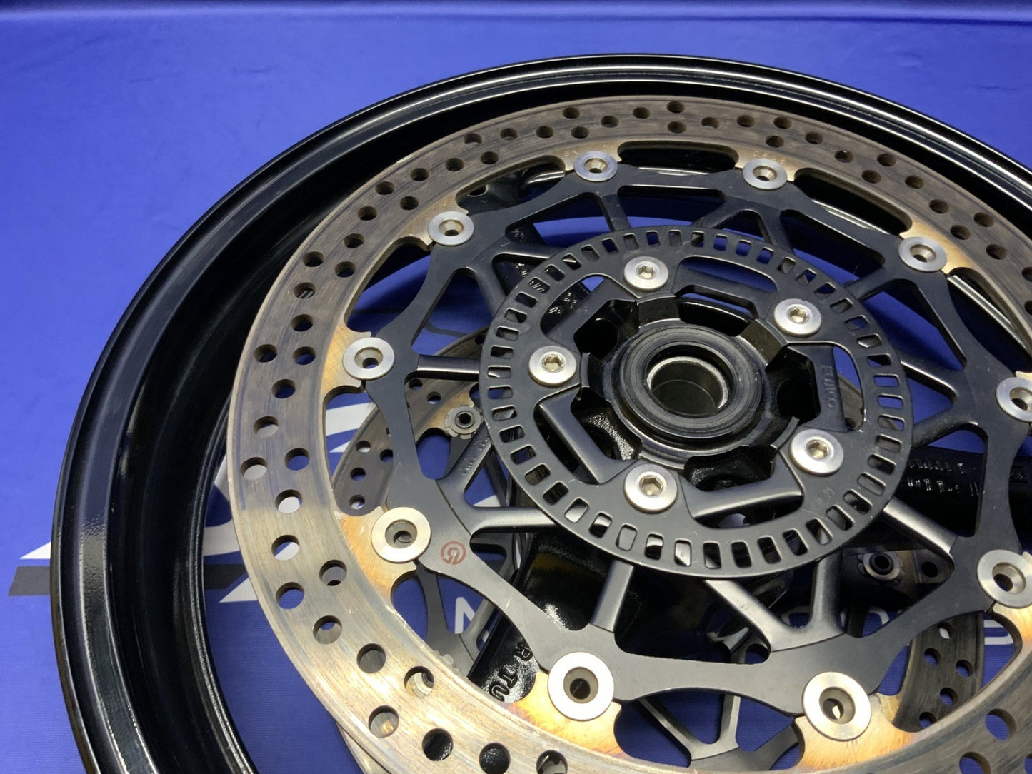 Kawasaki Front Wheel Assembly W/ Rotors ZX-10R 2016-2026 OEM 41073-0757-18F-1
