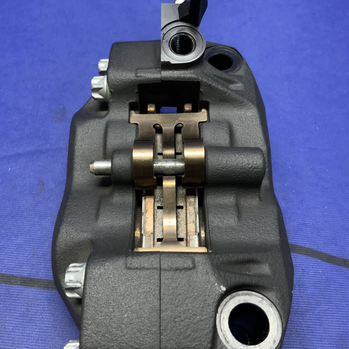 Suzuki Front Right Brake Caliper GSX-8R/S 2023-2025  OEM 59100-23H40-999