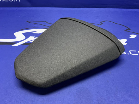 Suzuki Passenger Seat (Black) GSX-8R/S 2024-2026 OEM 45300-25L20-QZF-1
