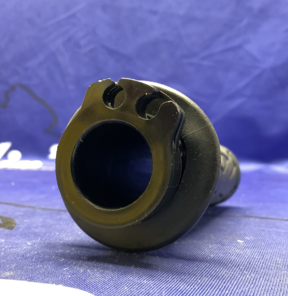 Suzuki Throttle Grip GSXR 600/750 2008-25, GSXR 1000/R 2017-25 OEM 57110-21H02