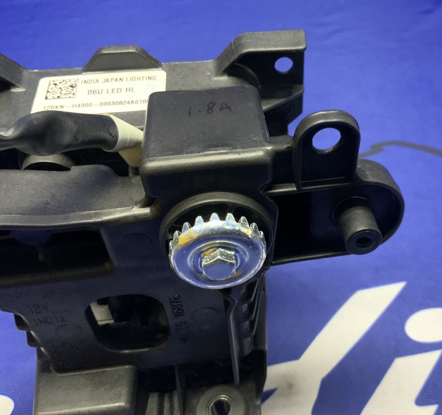 Yamaha Headlight Assembly YZF-R9 2025-2026 OEM BKN-H4300-00-00