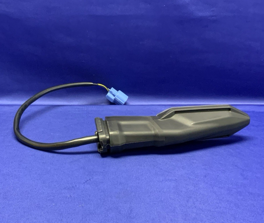 Kawasaki Right Rear Turn Signal ZX4R/RR 2023-2026 OEM 23037-0550-1