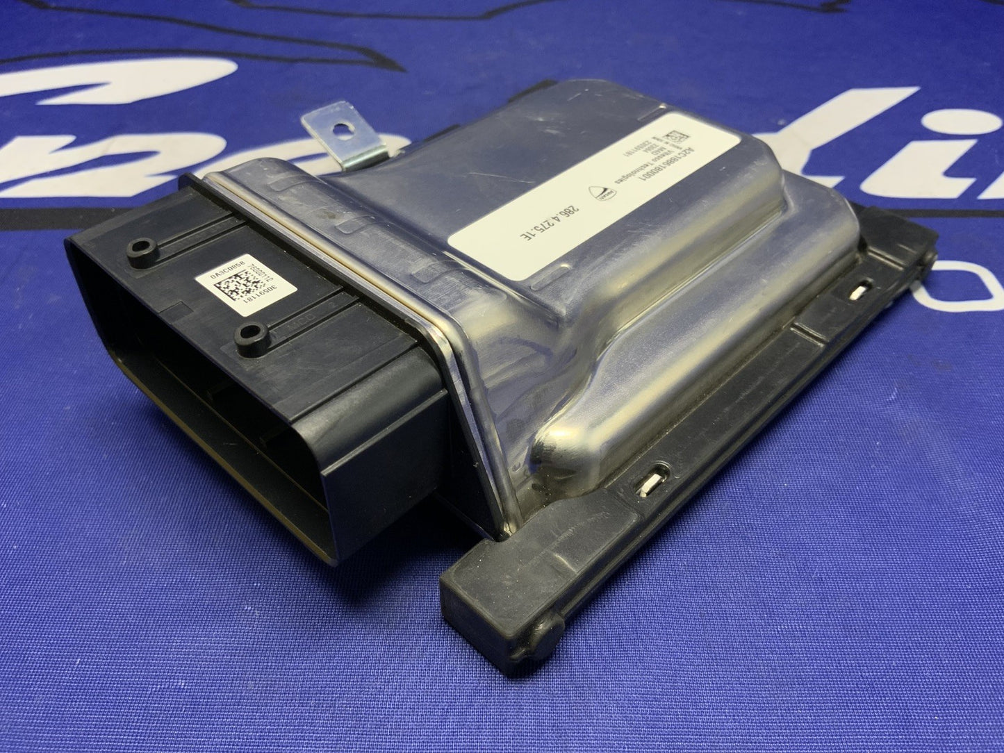 Ducati ECU Control Unit Panigale V2 2020-2024 OEM 28643361C-3