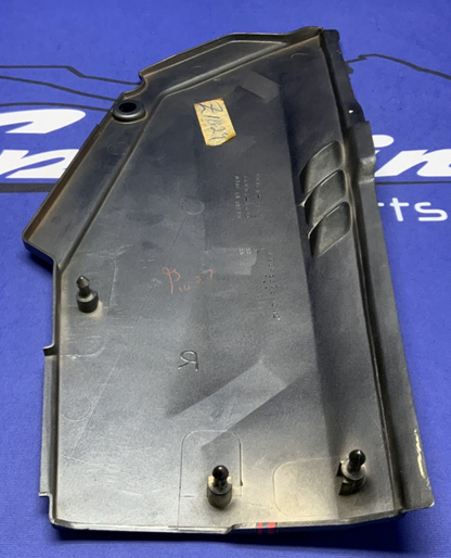 Kawasaki Right Side Cover (Ebony) GPX 750R 1987-1989 OEM 36002-5303-T4