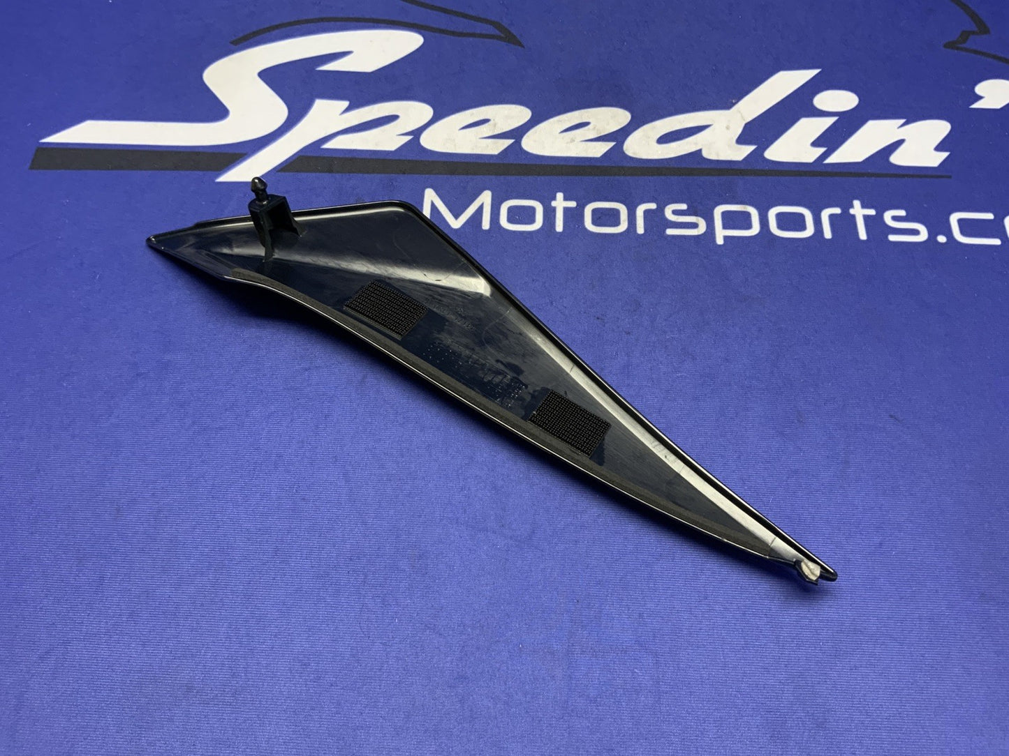 Suzuki Right Side Fuel Tank Cover GSX-R600 2011-2024 OEM 44170-14J00
