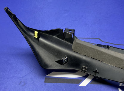 Yamaha Left Upper Fairing (Raven Black) YZF-R6 2017-2026 OEM BN6-2117V-00-P1-2
