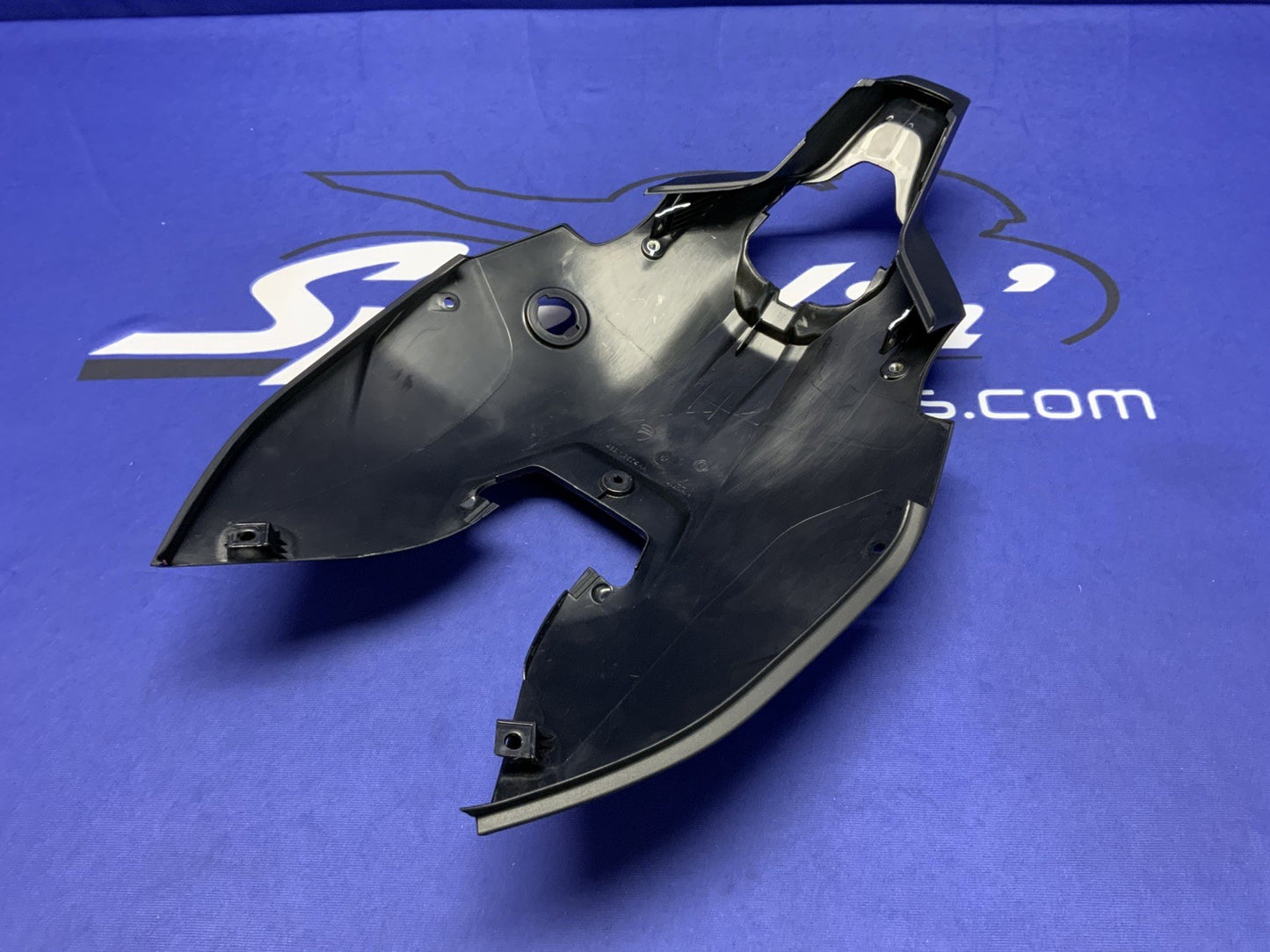 Ducati Lower Tail Cover Panigale V2/Troy Bayliss Ed. 2022-2025 OEM 48212654AA