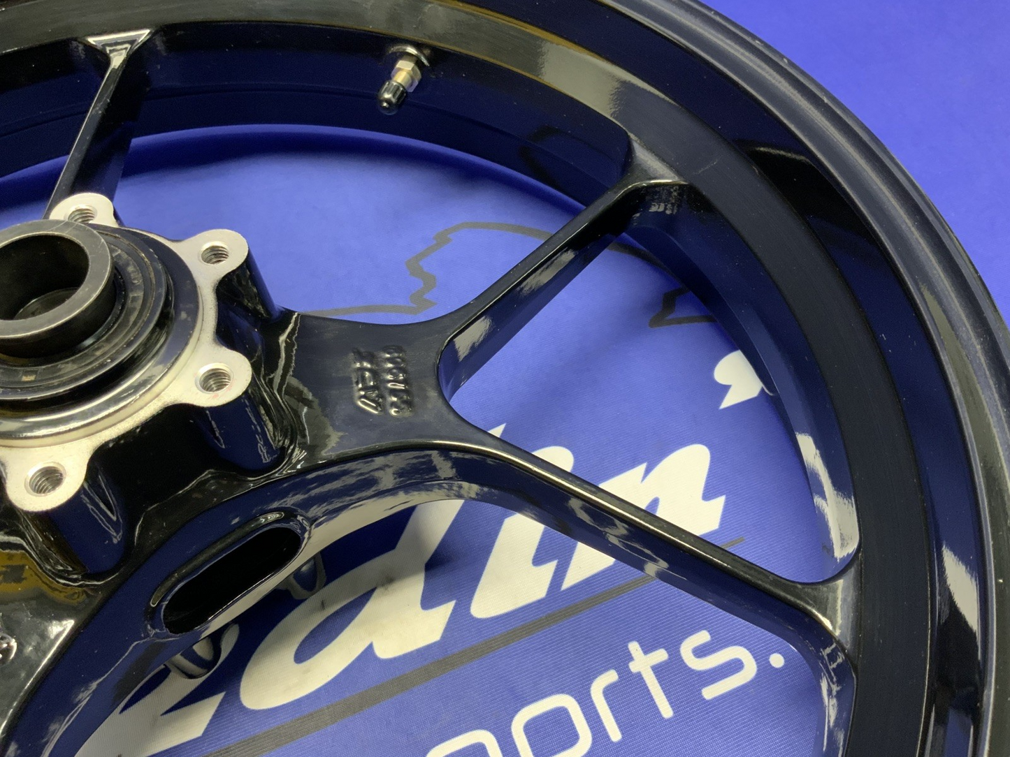 Aprilia Front Wheel (Black) RSV4 2012-2026 OEM 896754