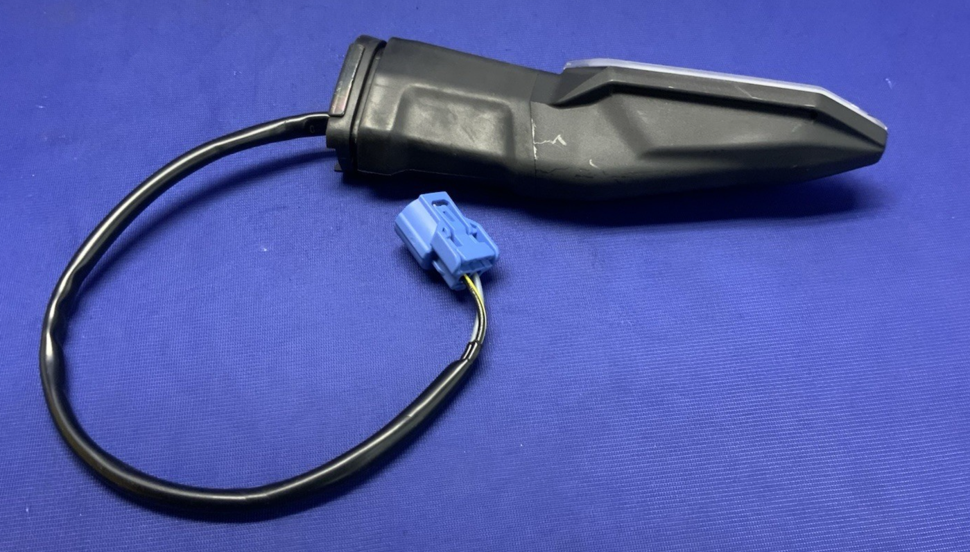 Kawasaki Right Rear Turn Signal LED ZX-4R/RR 2023-2024 OEM 23037-0550-3