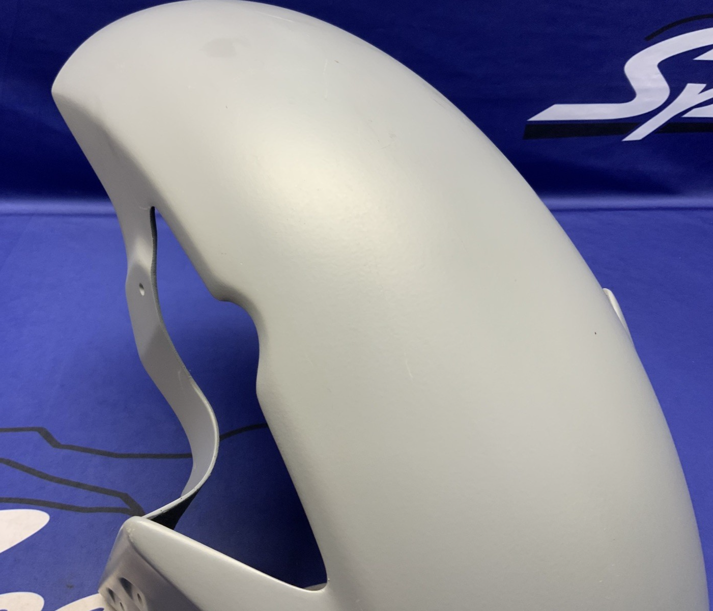 SharkSkinz Individual Race Front Fender Yamaha YZF-R7 2021+ (Primer Gray) R7FF21